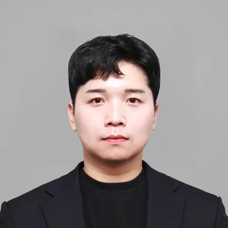Seunghyeon Lee